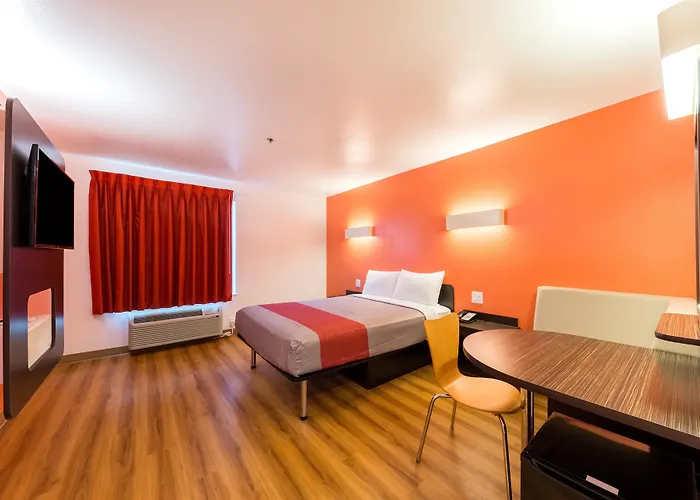 6 Worth, Tx - North - Saginaw Hotel Fort Worth