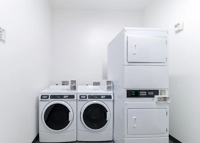 6 Worth, Tx - North - Saginaw Hotel 4*