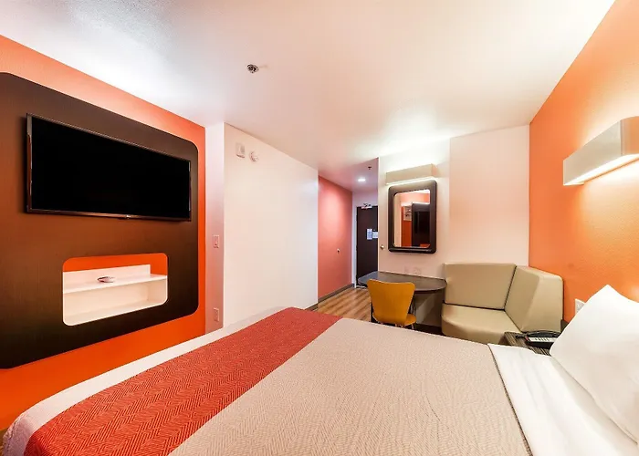 6 Worth, Tx - North - Saginaw 4*